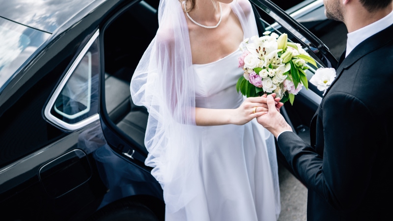 Voiture avec chauffeur pour un mariage